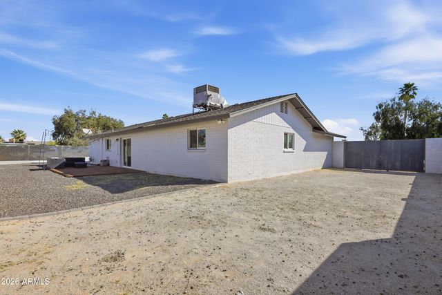 2914 E CACTUS Road, Phoenix, AZ 85032