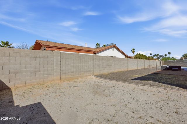 2914 E CACTUS Road, Phoenix, AZ 85032