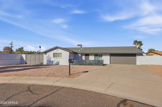 2914 E CACTUS Road, Phoenix, AZ 85032