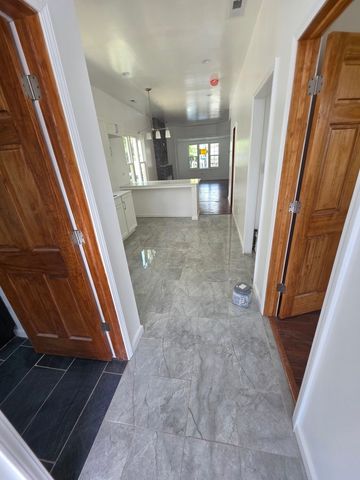 848 N Latrobe Avenue, Chicago, IL 60651