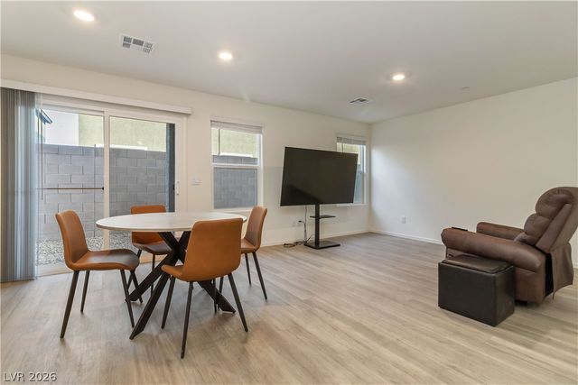 6156 Lily Garden Street, North Las Vegas, NV 89081