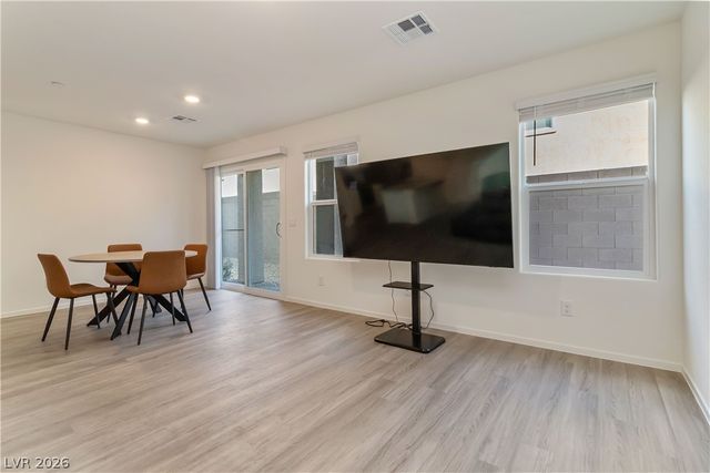 6156 Lily Garden Street, North Las Vegas, NV 89081