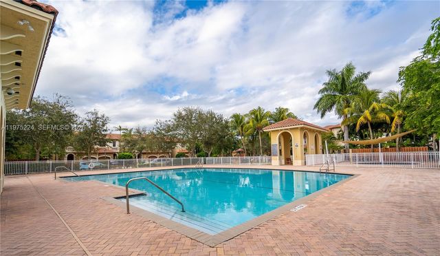 14046 SW 49th St 16, Miramar, FL 33027