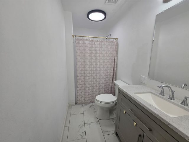 108 W Acheson Street, Denison, TX 75021