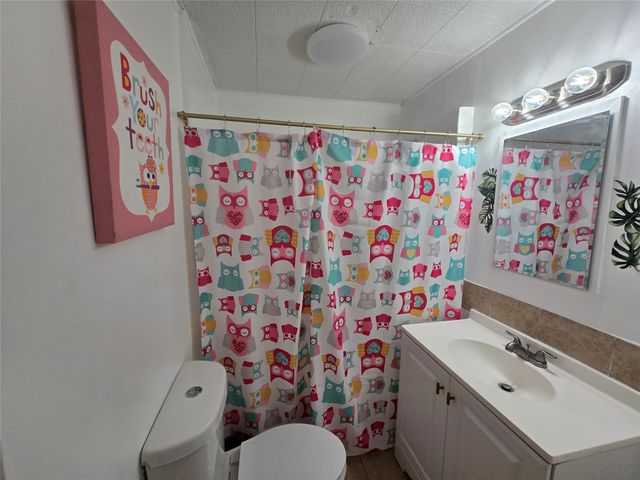 108 W Acheson Street, Denison, TX 75021