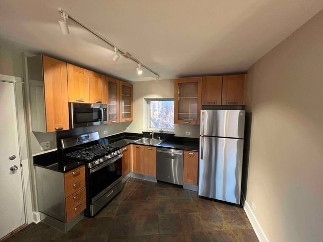 149 Callan Avenue 3E, Evanston, IL 60202