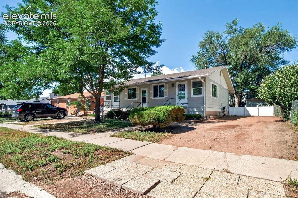 914 Tia Juana Street, Colorado Springs, CO 80909 — photo 2