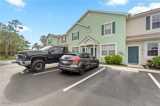 3646 Pine Oak CIR 105, Fort Myers, FL 33916