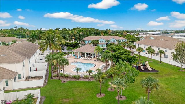 3646 Pine Oak CIR 105, Fort Myers, FL 33916