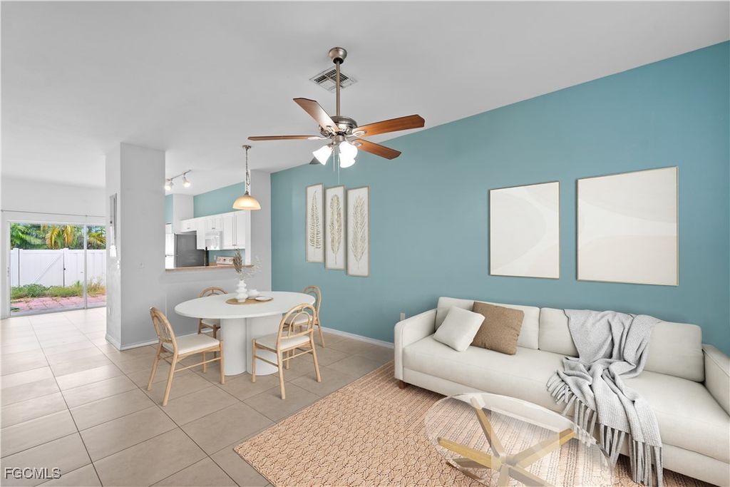 3646 Pine Oak CIR 105, Fort Myers, FL 33916