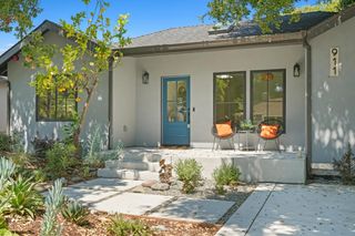 911 Peggy Lane, Menlo Park, CA 94025