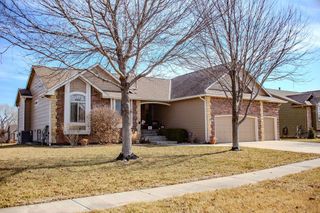 2200 N Woodard St, Derby, KS 67037