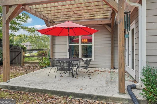 3820 Ridge Point Drive, Suwanee, GA 30024