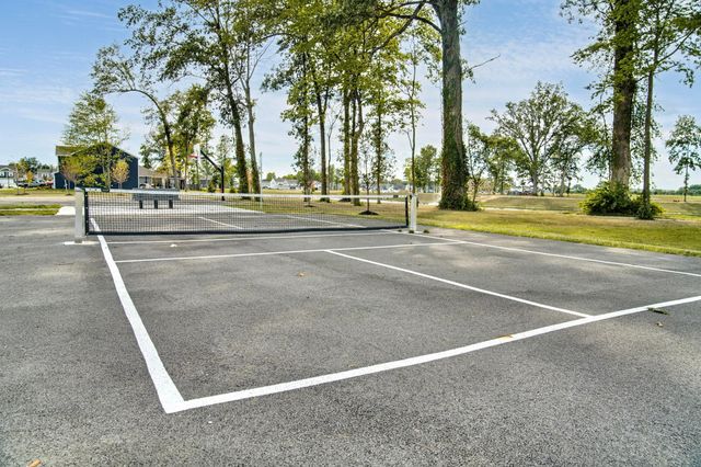 41 Cider Mill Drive, Ashville, OH 43103