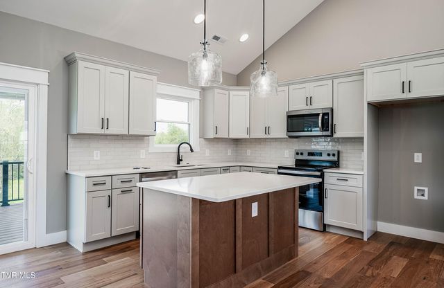 282 Ruby Rose Ridge, Jonesborough, TN 37659