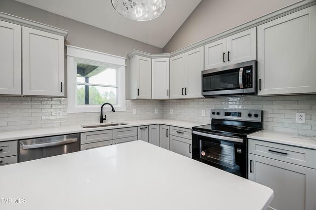 282 Ruby Rose Ridge, Jonesborough, TN 37659