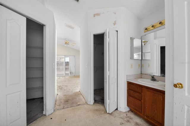 2518 MAYWOOD STREET, Eustis, FL 32726