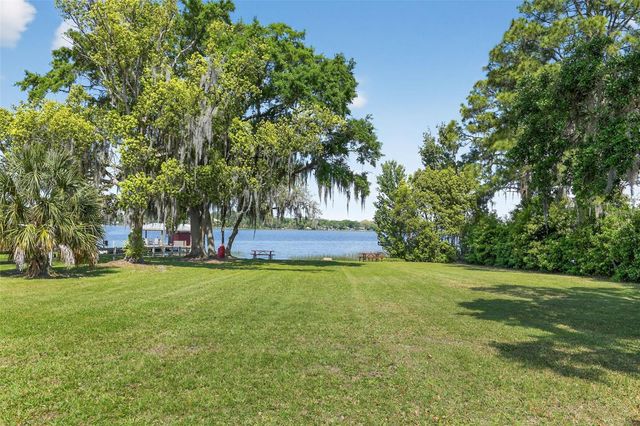 2518 MAYWOOD STREET, Eustis, FL 32726