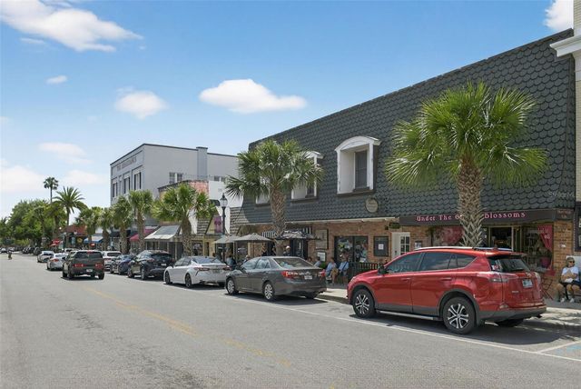 2518 MAYWOOD STREET, Eustis, FL 32726