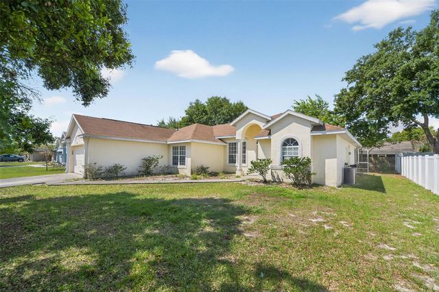 2518 MAYWOOD STREET, Eustis, FL 32726