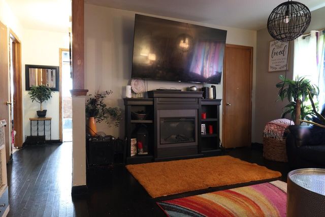 8761 W Herbert AVENUE, Milwaukee, WI 53225