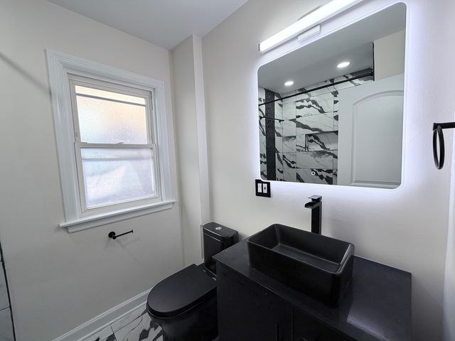 14233 S UNION Avenue, Riverdale, IL 60827