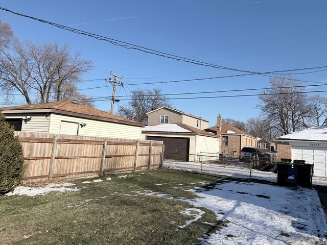 14233 S UNION Avenue, Riverdale, IL 60827