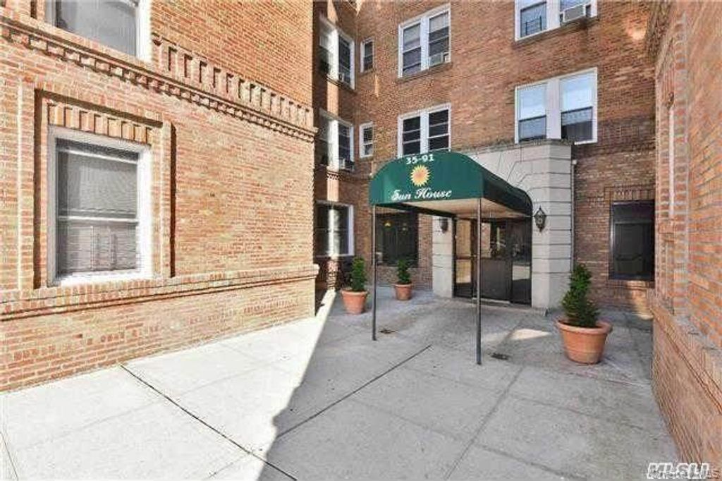 3591 161st Street 3B, Flushing, NY 11358
