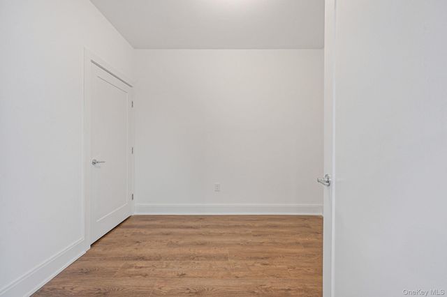 506 Emanuel Way 73, East Meadow, NY 11554