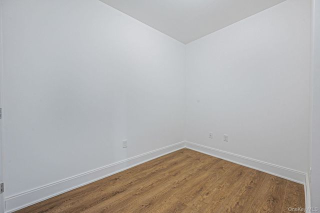 506 Emanuel Way 73, East Meadow, NY 11554