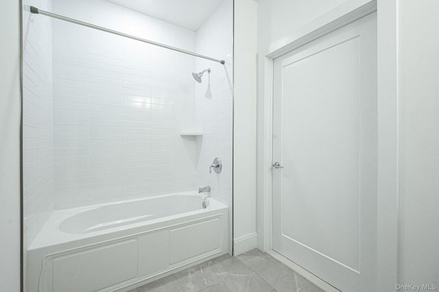 506 Emanuel Way 73, East Meadow, NY 11554