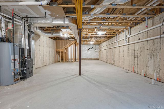 506 Emanuel Way 73, East Meadow, NY 11554