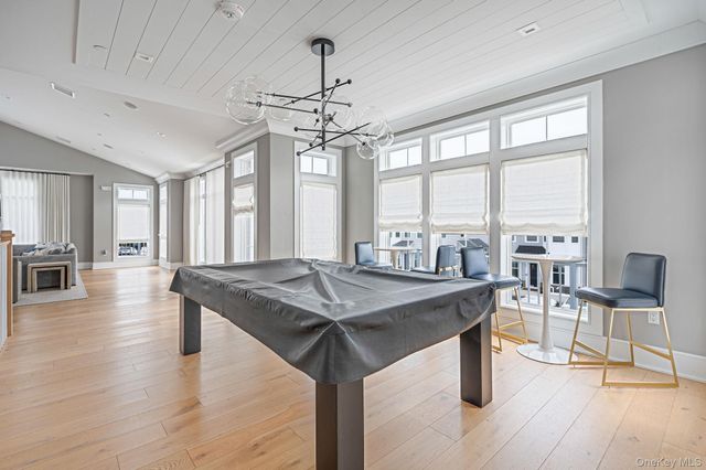 506 Emanuel Way 73, East Meadow, NY 11554