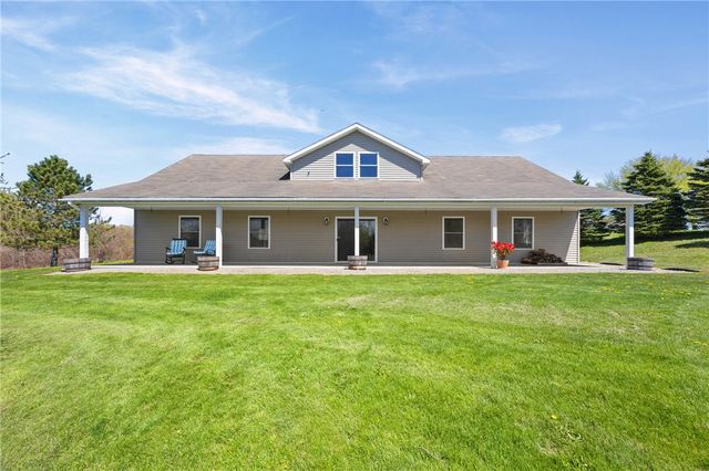 1113 Erie Street Road, Macedon, NY 14502