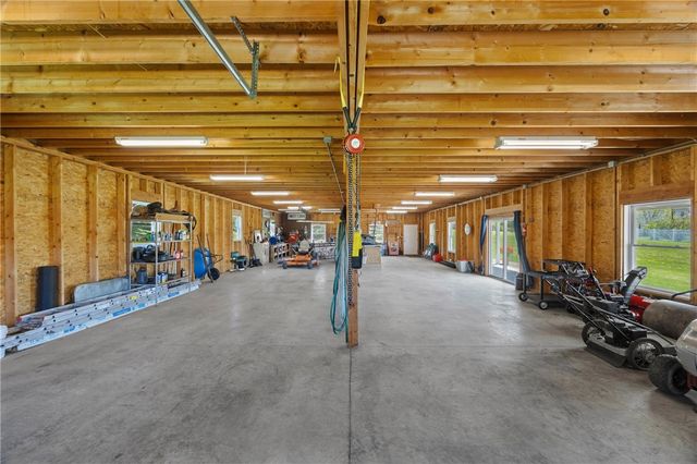 1113 Erie Street Road, Macedon, NY 14502
