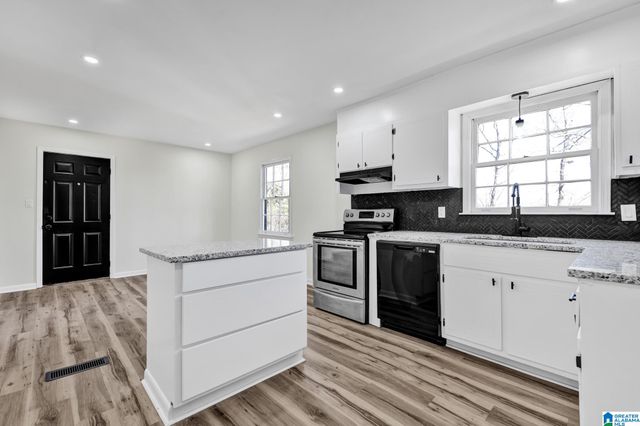 3913 ROCK RIDGE ROAD, Irondale, AL 35210