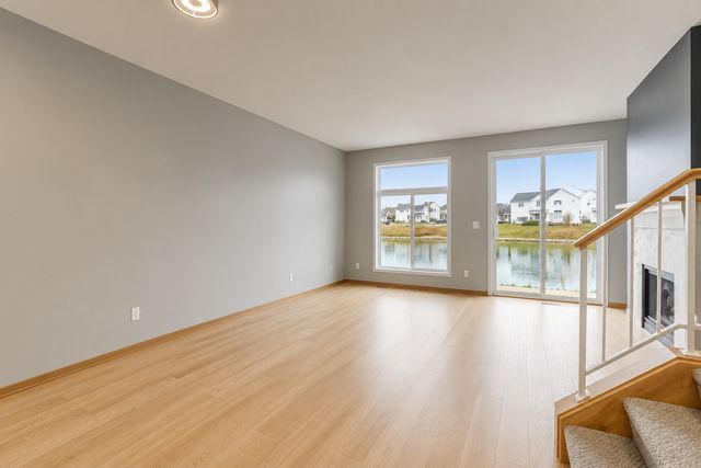 1052 Ripple Ridge 0, Darien, IL 60561