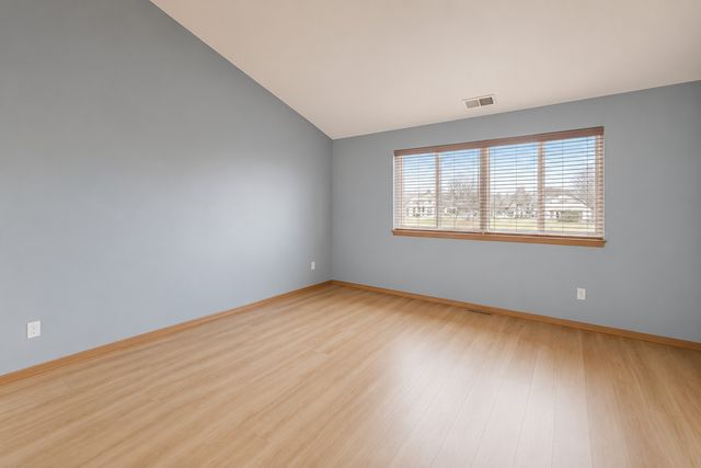 1052 Ripple Ridge 0, Darien, IL 60561