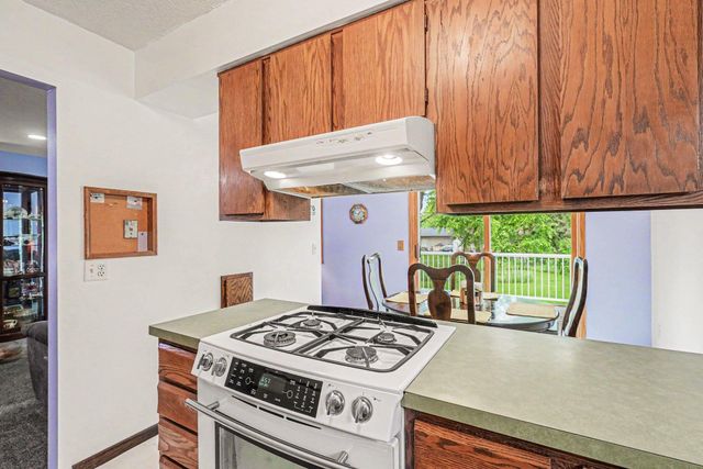 10656 104th Place N, Maple Grove, MN 55369