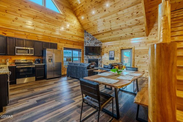 3850 Twilight Way, Pigeon Forge, TN 37862