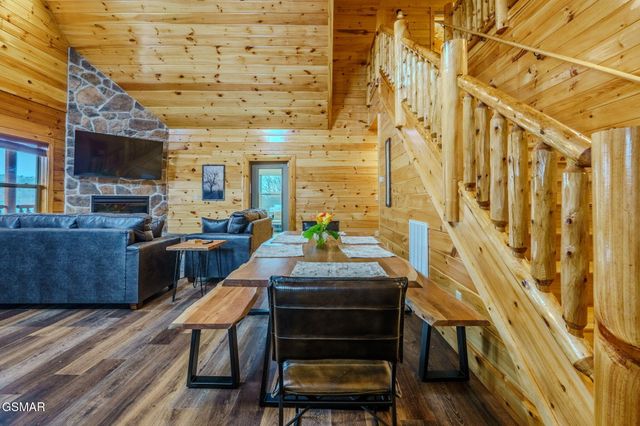 3850 Twilight Way, Pigeon Forge, TN 37862