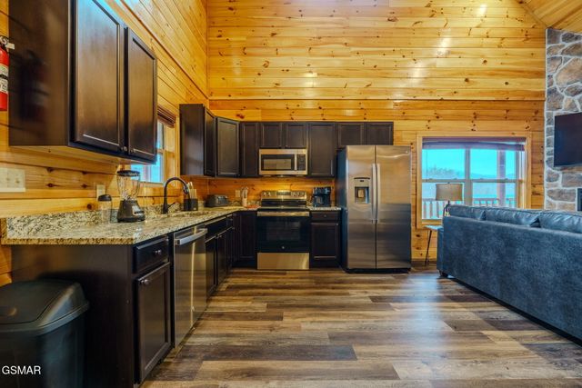 3850 Twilight Way, Pigeon Forge, TN 37862