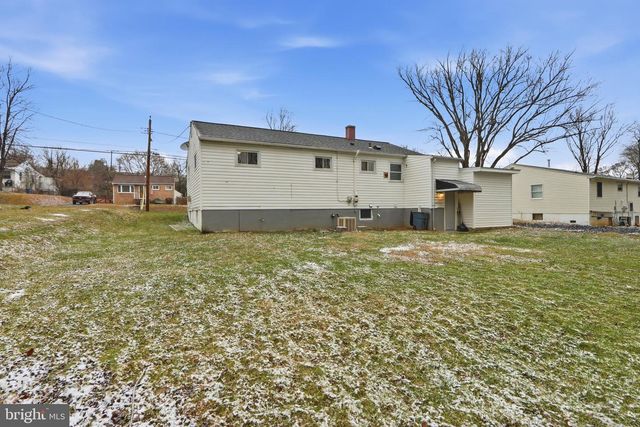 37 WENGATE RD, Owings Mills, MD 21117