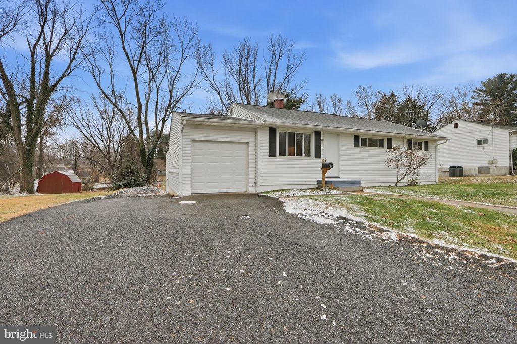 37 WENGATE RD, Owings Mills, MD 21117