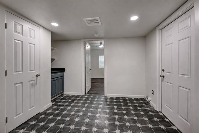 1714 N Tulsa Avenue, Oklahoma City, OK 73107