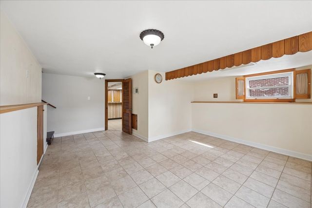 1249 Highridge Parkway, Westchester, IL 60154