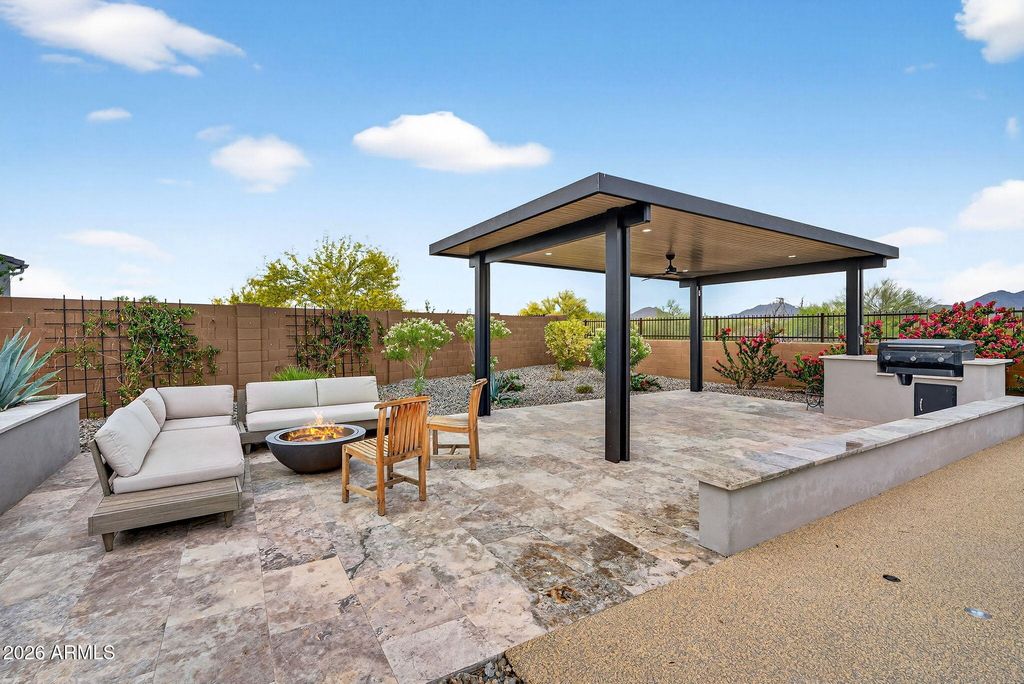 Image 41 of property listing at 21931 N 62ND Street, Phoenix, AZ 85054