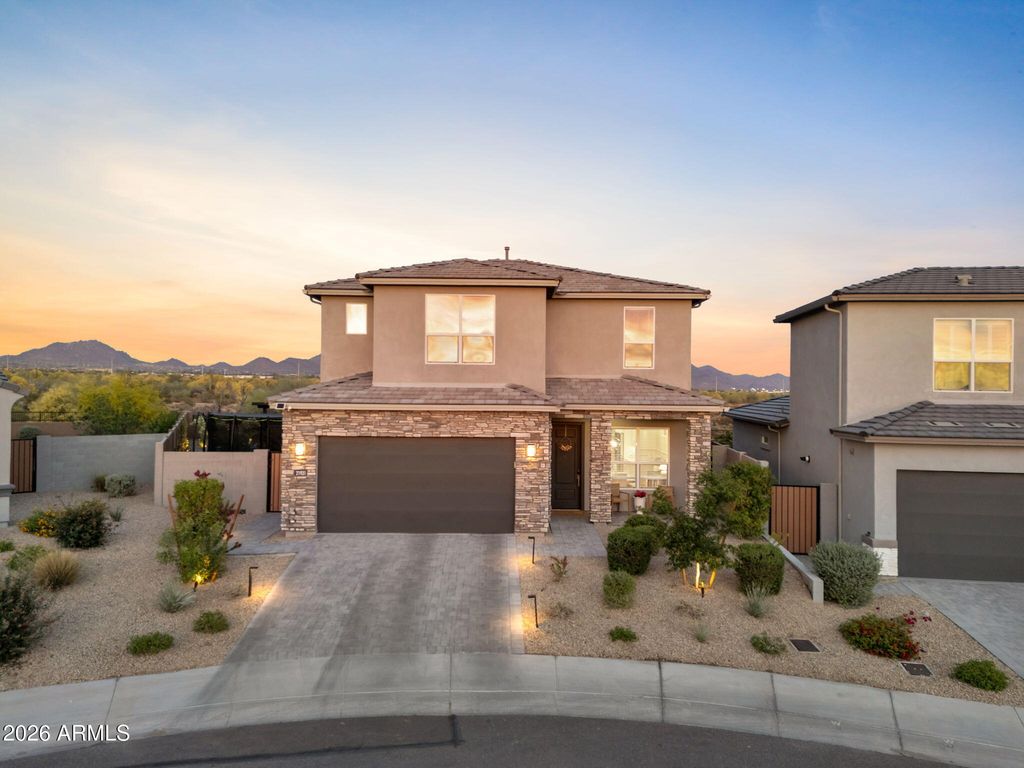 Image 46 of property listing at 21931 N 62ND Street, Phoenix, AZ 85054