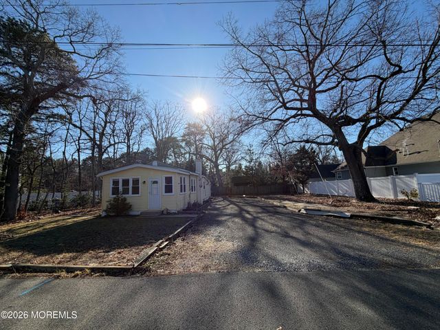 181 Tilton Street, Toms River, NJ 08753