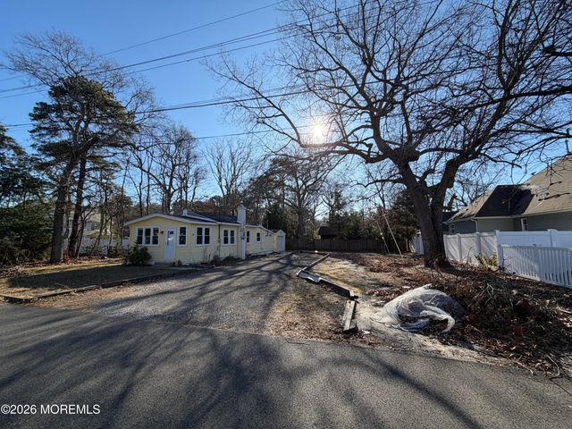 181 Tilton Street, Toms River, NJ 08753